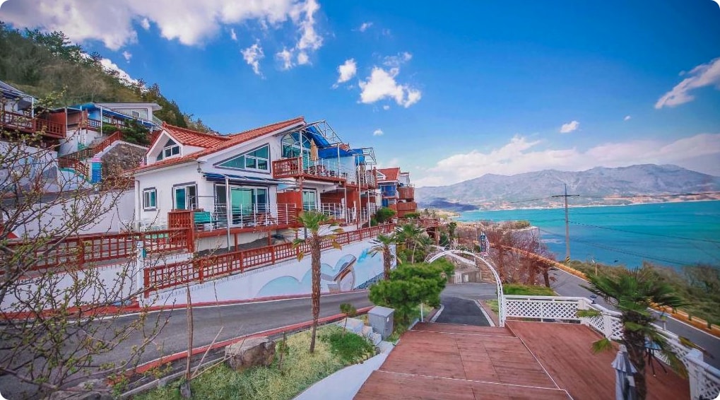 남해 1박2일 글램핑 추천 남해 스파힐 펜션 객실