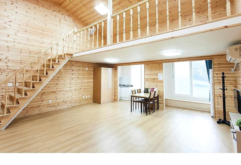 무주 커플 2박3일 여행코스 무주 솔다박 펜션 객실