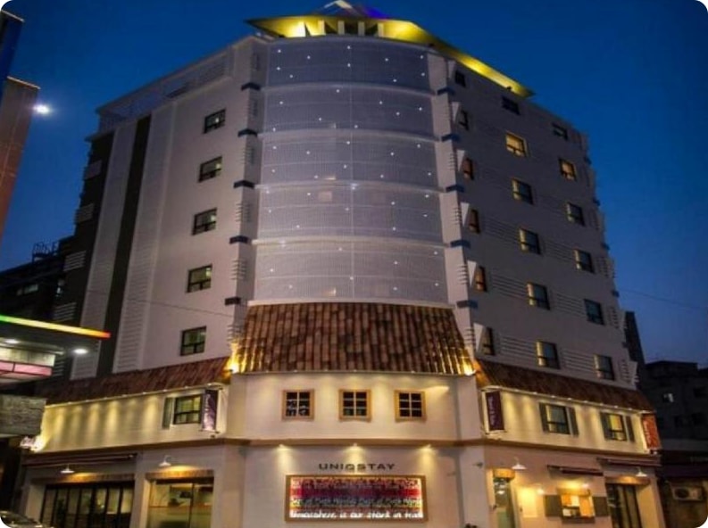 부산 가족 2박3일 야외수영장 호텔 - 유니크스테이