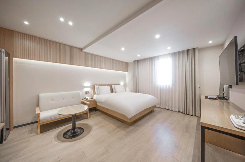 경주 저렴한 한옥 감성숙소 추천 - 브라운도트 경주 터미널DI점