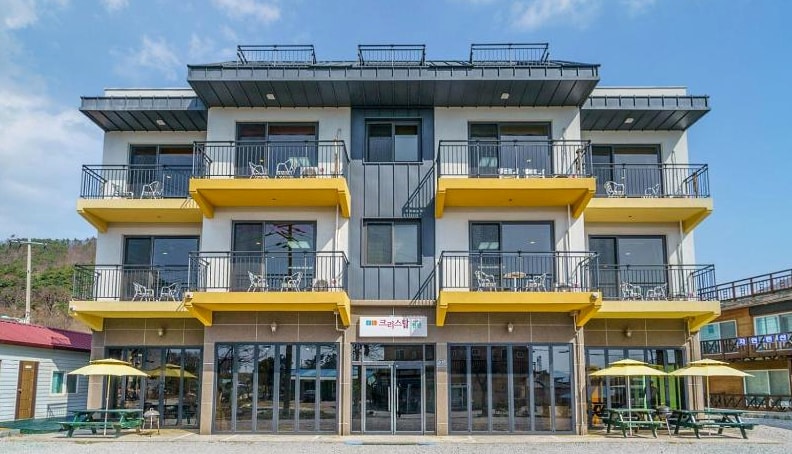 부안 가성비 펜션 추천 - 모항 크리스탈 펜션