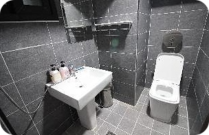 서울 가족여행 넓은 객실 호텔 추천 비빔밥 한옥 게스트하우스 경복궁 프라이빗 빌라 객실