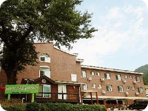 속초 가성비 가족 숙소 추천 - 더 레드 하우스